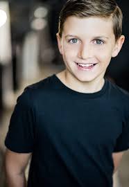 Top Newborn, Family and Portrait Photographers in Vancouver: Ian Redd of  Vancouver Headshots Photography Studio