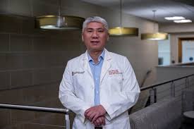 MeetUsMonday! Introducing Meredith Merz Lind, MD, FAAP, FACS Dr. Lind is an  associate clinical professor in the division of pediatric otolaryngology  @OhioStateENT. She is also the president of the medical staff  @nationwidekids