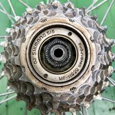 • while both sram and shimano cassettes can often be removed. How Does One Remove The Lockring And Sprockets From A Shimano Mf Hg20 Freewheel Bicycles Stack Exchange