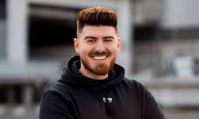 Abada, bada, abán, seo, regazo. Vloggerul Colo S A Umplut De Bani DupÄƒ Scandalul In Care A Fost Implicat Ce Se IntamplÄƒ Acum Cu Alexandru BÄƒlan Impact
