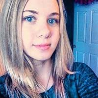 STRONG: A Relationship Field Guide for the Modern Man by Kristal DeSantis