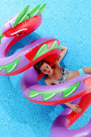 Curly Serpent Pool Float Urbanoutfitters And I Dont Even Own A Pool Oh Well Maybe It Will Float In The Tub Cool Pool Floats Pool Toys Pool Floaties