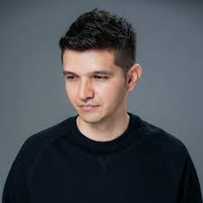 Calvin Gold's Instagram, Twitter & Facebook