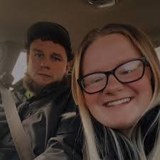 Follow my snap! For every 10k followers I'm picking a random to send $100  too! 🤍 love yall! https://snapchat.com/t/sKvNvZNl