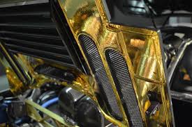 This video features crazy cold start big old airplane engines and loud sound. Engine Bay Of The Mclaren F1 Lined With Gold Carporn