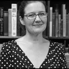 Doris Moe's Instagram, Twitter & Facebook