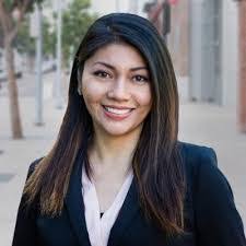 Hannah Fifield's Instagram, Twitter & Facebook