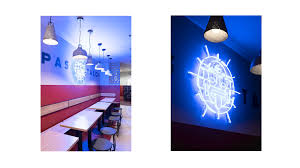 Papas Tacos Restaurant Bordeaux Identite Enseigne Lumineuse Neon Logo Restaurant Bordeaux Enseigne Lumineuse Architecture Design