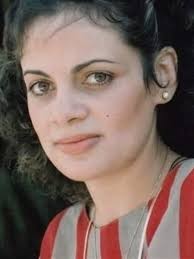 تشارك الفنانة عفاف رشاد، في فيلم الحوت الأزرق الذي انتهت من تصويره منذ أيام قليلة، والذي يشاركها في العمل أحمد سلامة، راندا البحيري، حسني شتا، نرمين ماهر، أحمد صيام، ندى بهجت، إخراج علاء مرسي. Pdt3jrdcfhzogm