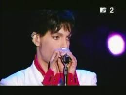 Shhh (live, Hong Kong)