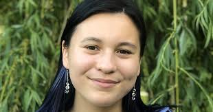 Isabella Tilley's Instagram, Twitter & Facebook