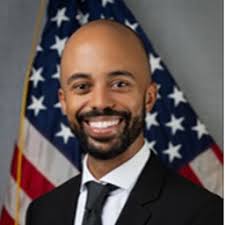 Jonathan Perdue's Instagram, Twitter & Facebook