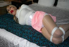 This Strange Year That Went by So Fast | Tranny In Trouble