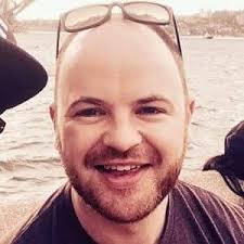 Vinny (@vinnyjbrowne)