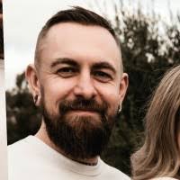 70+ "Daniel Jenner" profiles