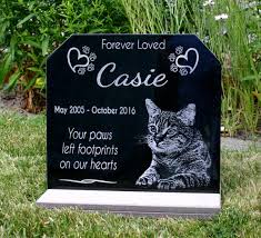 We offer bespoke memorials, renovations and a low cost memorial replacement welcome to scott memorials. 10 Best Pet Memorial Garden Stones