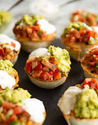 Here I Ll Show You A Selection Of Easy And Delicious Finger Food Recipes To Serve On New Y In 2021 Appetizers Easy Finger Food Appetizer Recipes Finger Food Appetizers