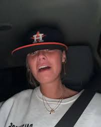 Riley Newton (@rileynewton__) • Instagram photos and videos