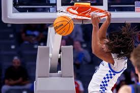 Florence star Jalen Chandler right at home in dominating win over Fairhope 