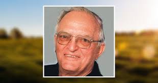 Marcia Estes's Instagram, Twitter & Facebook