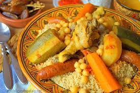Le couscous royal est un plat de fête que j'aime confectionner pour me. Couscous Royal Algerien Sans Couscoussier Aux Delices Du Palais
