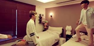 For youth and it carries quite some meaning behind it, given that army is associated with the military. 39 Desain Kamar Tidur Army Bts Png Sipeti