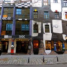 Das hundertwasserhaus ist alle male einen besuch wert. Hundertwasserviertel Stadtbekannt