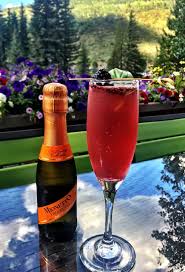 Black And Blue Beer Drink Easy Fall Cocktails To Make When It Starts Cooling Down Fall Cocktails Prosecco Cocktails Prosecco Drinks