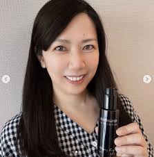 一直以來我都只著重在臉部的保養，對頭髮保養，只有使用開架式的洗髮精、護髮乳跟擦頭髮的髮油😅 透過朋友介紹使用過#