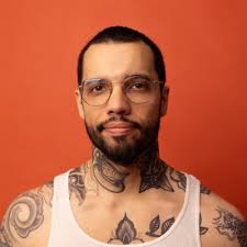 Francieli Gomes (@fraanvgomes)