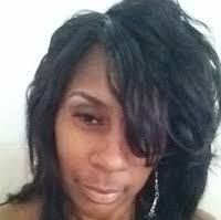 Lesley Earsery's Instagram, Twitter & Facebook