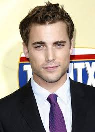 Dustin Milligan