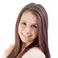 Sara Longfellow's Instagram, Twitter & Facebook