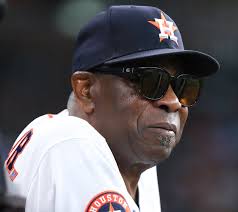 Mitch Sanders (@sanders_m5)