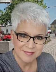 Donna Curley-Izzo (curleyizzo)