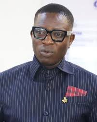 After reading the electoral code, I didn't find it somewhere stated that  duplicate candidates