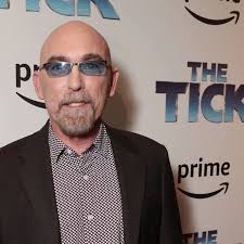 Jackie Earle Haley a adăugat o...