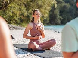 Breathwork for beginners: effect & methods