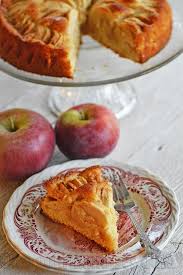 Moelleux Aux Pommes Et A La Frangipane Moelleux Aux Pommes Gateau Aux Pommes Facile Moelleux