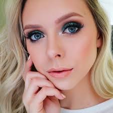 Holiday Makeup Without Red Lipstick