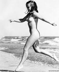 Sonnenfreunde - April (1985) » Vintage 8mm Porn, 8mm Sex Films, Classic Porn,  Stag Movies, Glamour Films, Silent loops, Reel Porn