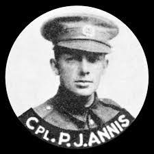 Mary Annis's Instagram, Twitter & Facebook