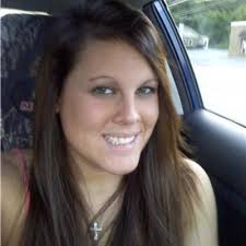 Kendra Hooker's Instagram, Twitter & Facebook