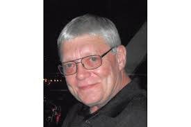 Robert Wickline's Instagram, Twitter & Facebook