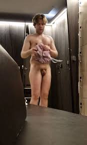 Chubby guy caught naked in gym changing - ThisVid.com