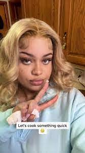 Lorna Erwin's Instagram, Twitter & Facebook