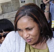 Le 1 er mai 2012, le juge douglas mckeon fait savoir qu'il ne retient pas l'argument concernant l'immunité de dsk et déclare donc recevable la plainte de nafissatou diallo au civil 153, 154. Nafissatou Diallo Welt