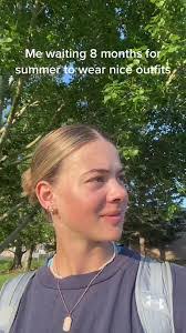 Alana Olson's Instagram, Twitter & Facebook