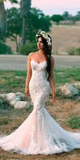 Wer an diesem punkt noch ordentlich sparen kann, genießt den zweifachen. 58 Brautkleider Meerjungfrau Ideen Kleider Braut Brautkleid