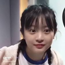 2025年のHanni むっちりのアイデア56選